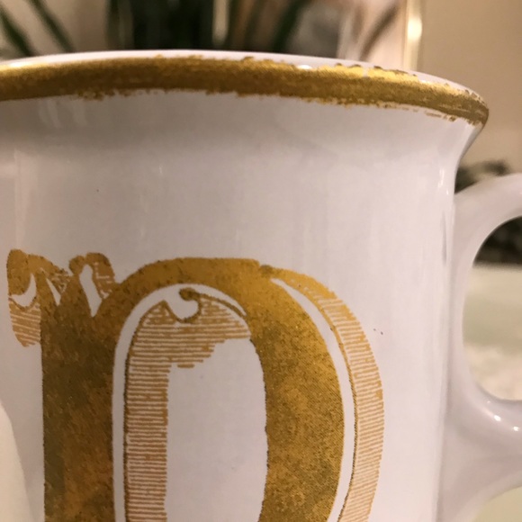 ⚡️WILLIAMS-SONOMA Gold Monogram Mug D - Picture 2 of 6